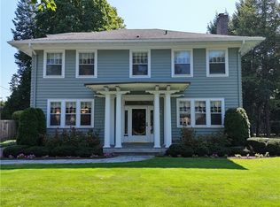 60 Council Rock Ave, Rochester, NY 14610