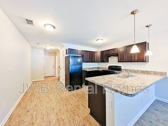2nd image of 8443 McGirts Village Ln