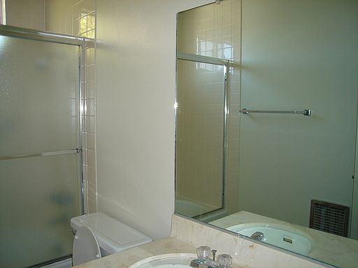 3rd image of 455 Juana Ave APT 3