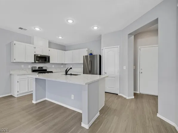 26 Lone Cove Ct Unit 2, Henderson, NV 89012