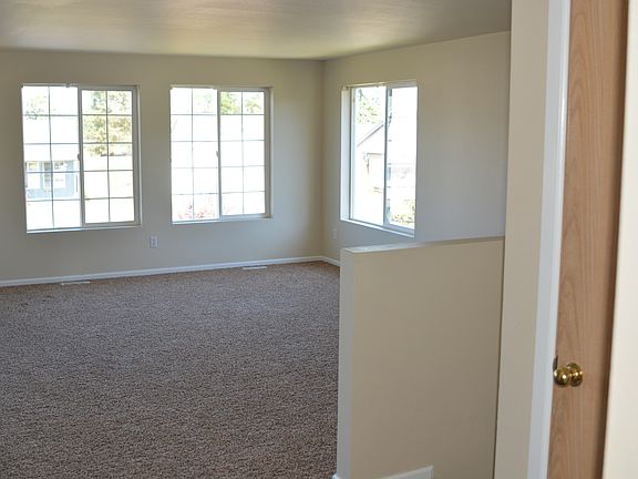 2nd image of 9815 Donovan Ct SE