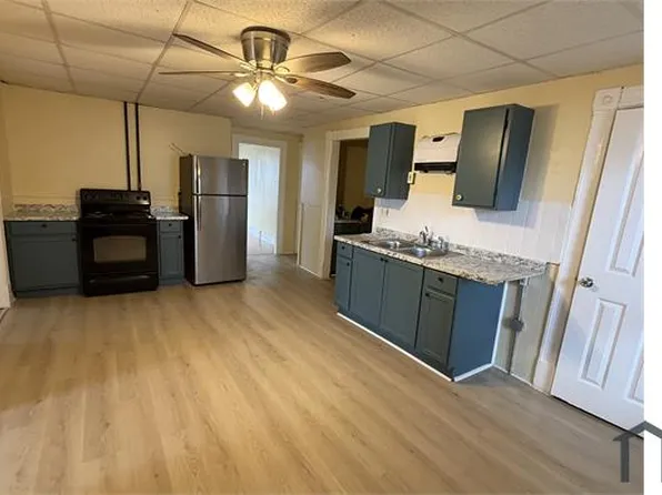 101 Putnam St #1E, Manchester, NH 03102