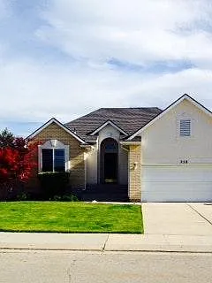 258 E Rawlins Ln