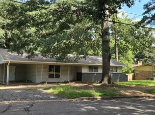 212 Greenwood St, Nacogdoches, TX 75964