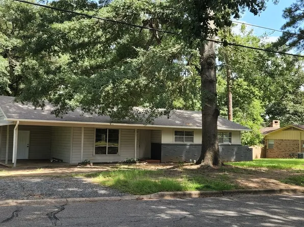 212 Greenwood St, Nacogdoches, TX 75964