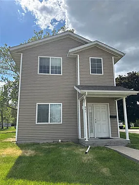 3 bed, 2.5 bath, 1530 sqft, $2,300 — Photo 2