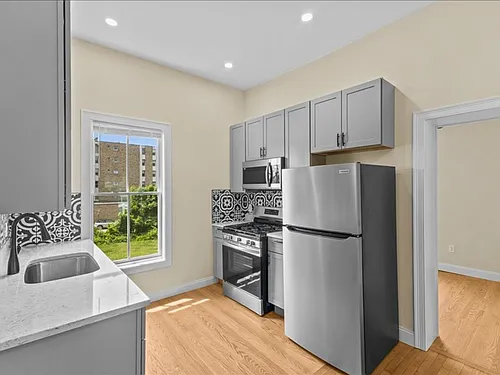 Floor plan 23 Campus Court