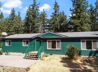 2095 State Rd, Mosier, OR 97040