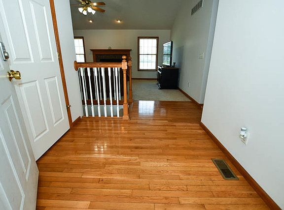 3rd image of 5 Rosewood Ct