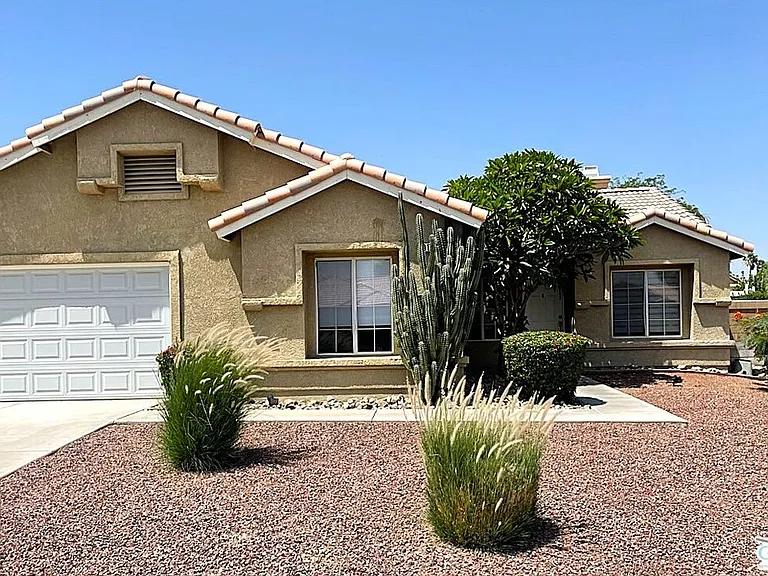 79170 Diane Dr — Photo 1