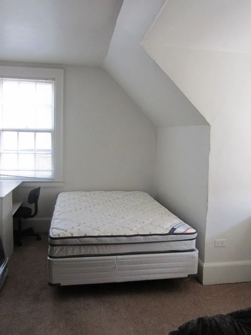 205 Comstock Avenue — Photo 3