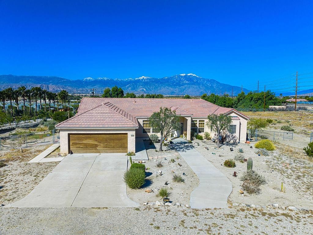 32023 Shadow Mountain Ln, Thousand Palms, CA 92276 | Zillow