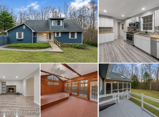 384 Devils Hole Rd, Cresco, PA 18326
