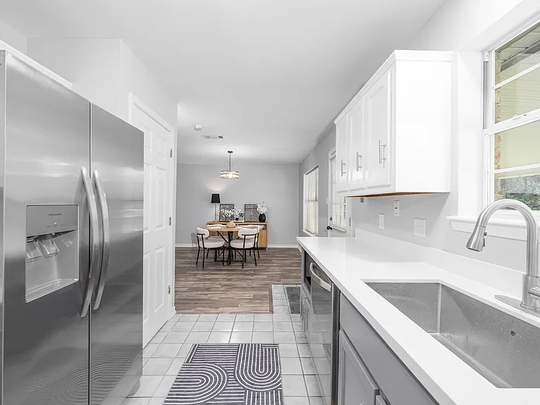 14057 Randall Ave — Photo 11