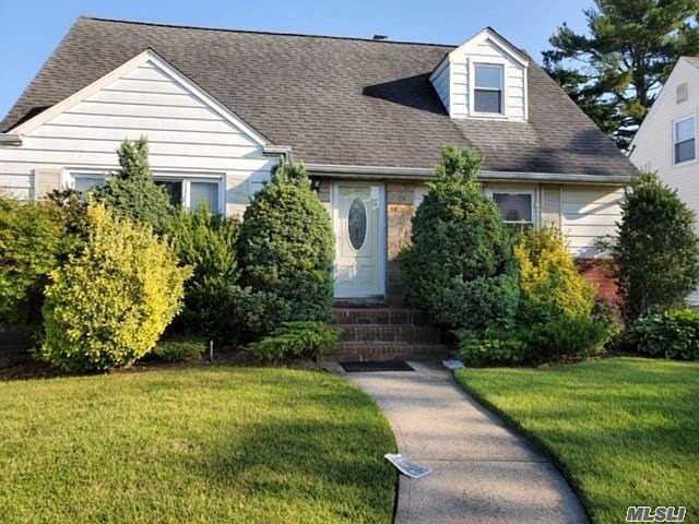 1st image of 14 Daley St