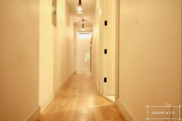 Rented by Grand & Co. | media 65