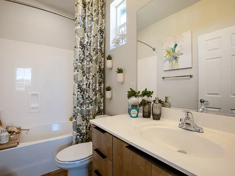 San Stefano Townhomes — Photo 17