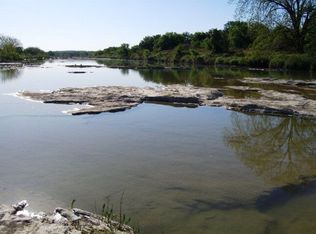 214 Sumac Rd, Johnson City, TX 78636