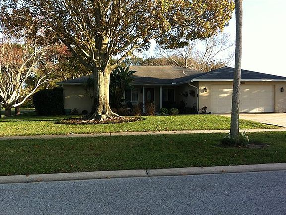 3rd image of 3085 Royal Oak Dr