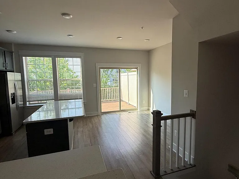 212 Pomegranate Ln — Photo 20