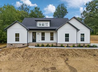338 Woodland Creek Dr, McMinnville, TN 37110