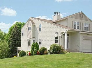21A Venturi Grn, North Providence, RI 02904