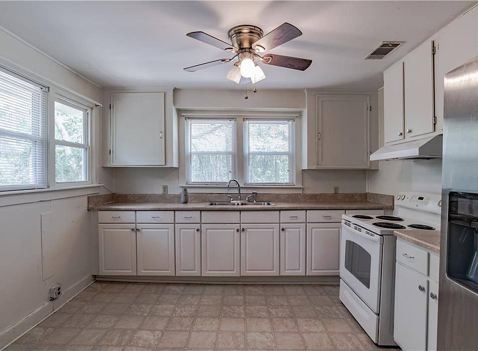8654 Dauphin Island Pkwy 1, Theodore, AL 36582 Zillow