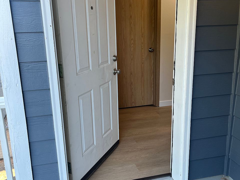Front door to unit F2