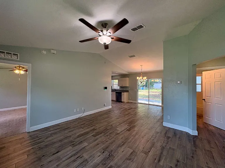 644 NW 66th Pl — Photo 7