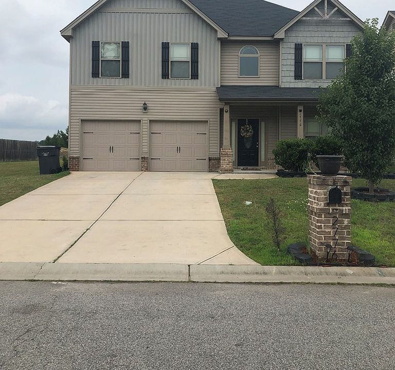2nd image of 2776 Huntcliffe Dr