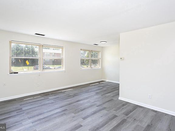 5th image of 3916 Maine Ave