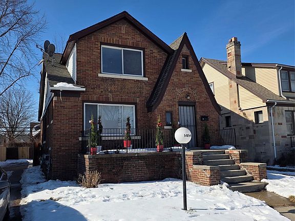 3rd image of 14961 Strathmoor St