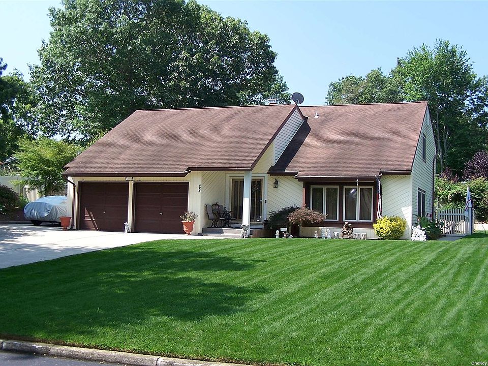1st image of 165 Sequoia Dr