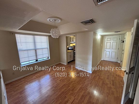 3rd image of 5388 N Paseo De La Terraza