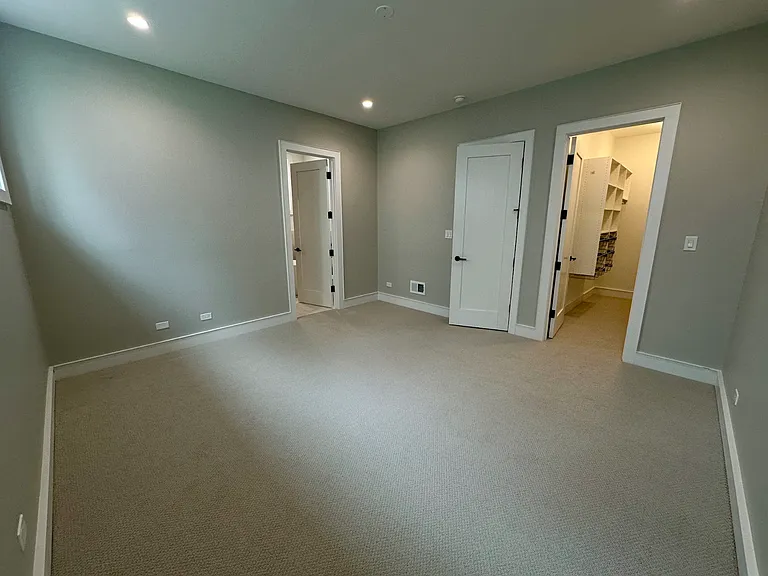 4247 N Damen Ave #1R — Photo 6