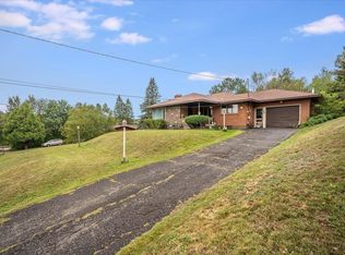 231 S 1st Ave, Proctor, MN 55810