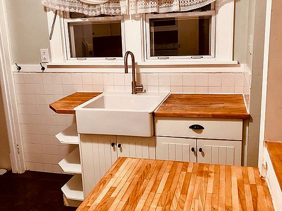 Butcher Block Counter Tops
