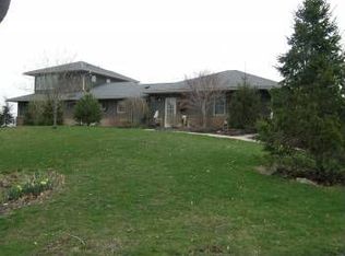 2800 Butternut Ln, Canandaigua, NY 14424