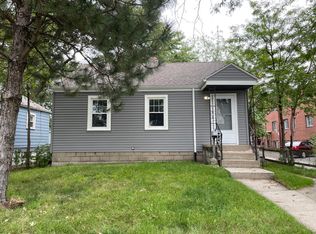6835 Woodmar Ave, Hammond, IN 46323