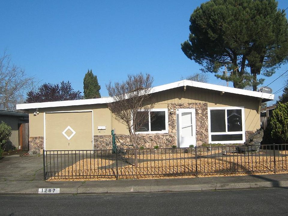 1st image of 1287 McGregor Ave
