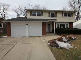 1116 N Greenfield Ln, Mount Prospect, IL