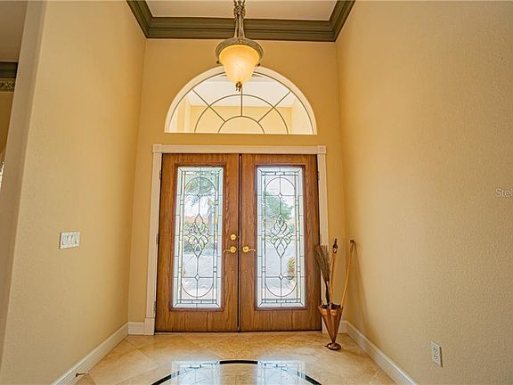 2nd image of 1316 Columbian Dr