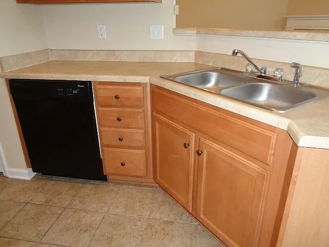 10195 Tall Hickory Dr — Photo 6