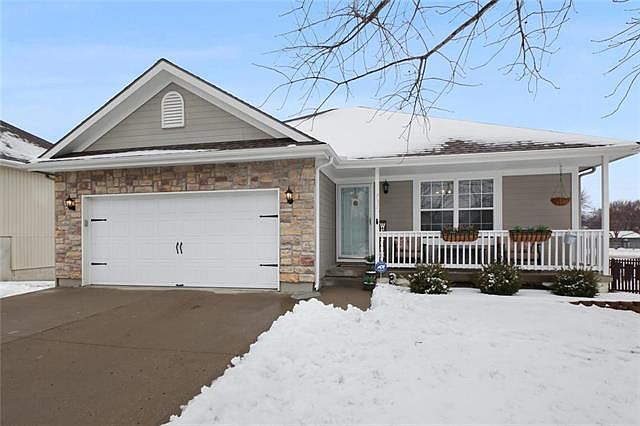1st image of 732 N Glenview Ct