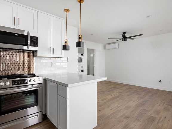 3rd image of 10022 Culver Blvd #J