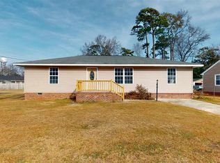 609 Harlington Cir, Hartsville, SC 29550