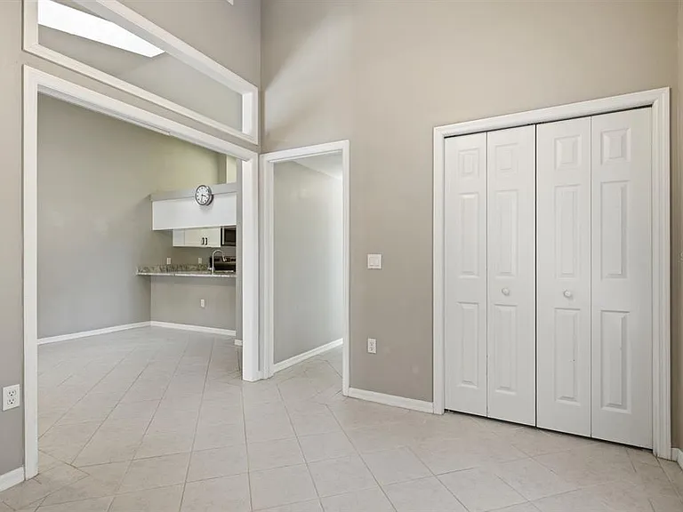 406 S Bayview Blvd #1 — Photo 26