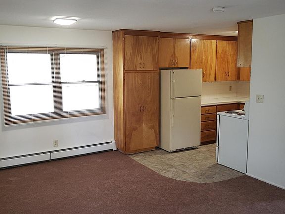 3rd image of 407 S 8th St