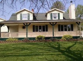 4376 Creek Rd, Lewiston, NY 14092