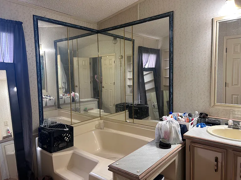 137 Curtis Ln — Photo 13